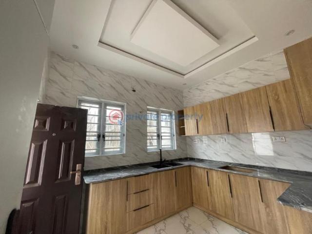 House for sale in Lagos, Ajah