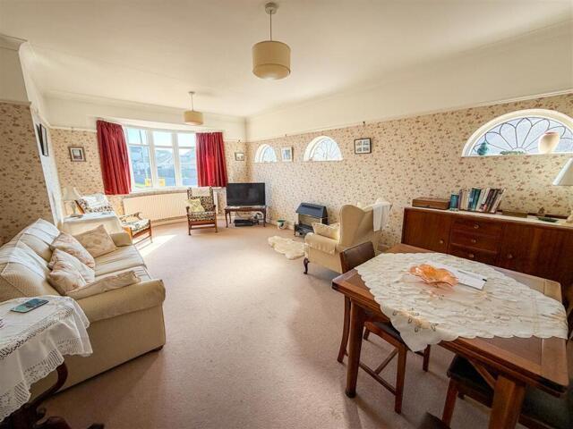 Bungalow for sale in Dale Hill, Essex