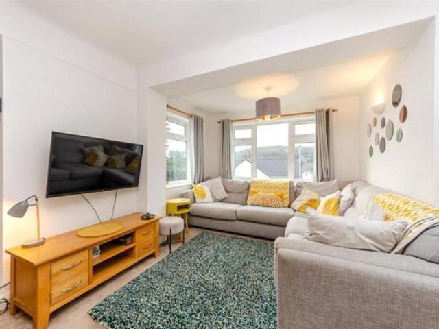 Bungalow for sale in Mochdre, Wales