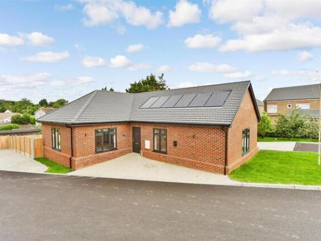 Bungalow for sale in Minster-on-Sea, Oad Street
