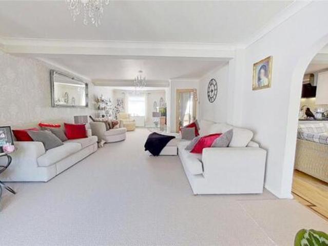 Bungalow for sale in Fishersgate, West Sussex