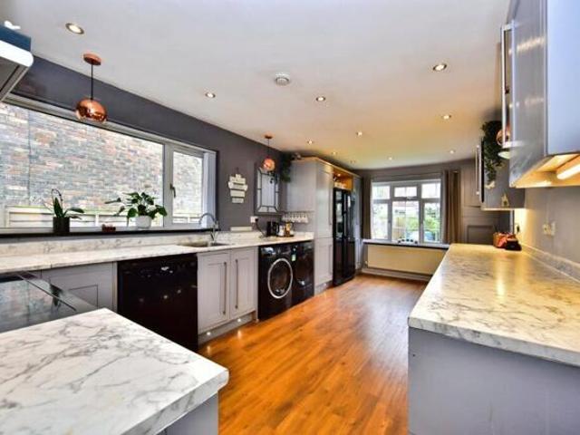 Bungalow for sale in Midway, Kent