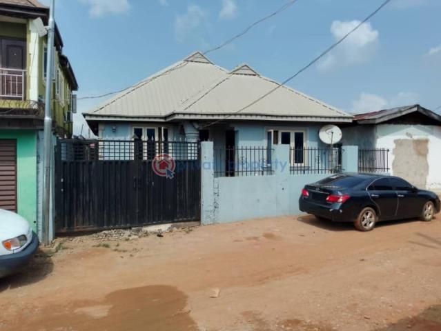 House for sale in Lagos, Agege