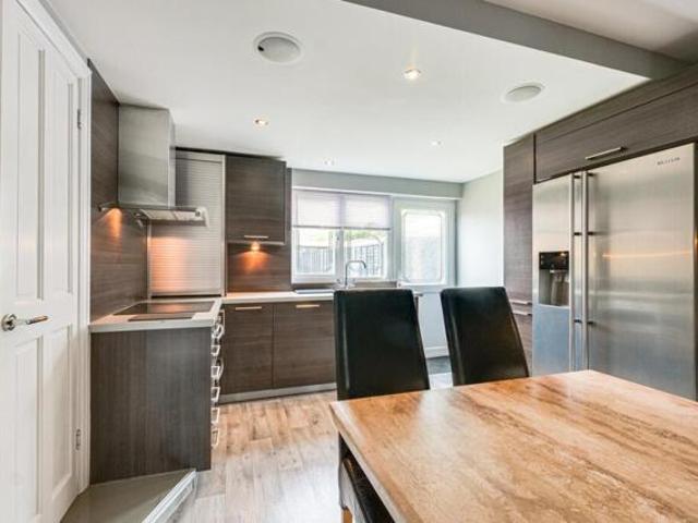 Bungalow for sale in Sutton, Barling