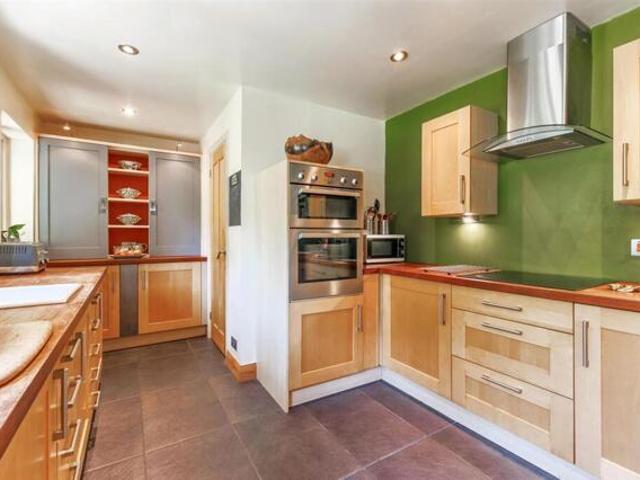 Bungalow for sale in Crookhill, Worcestershire