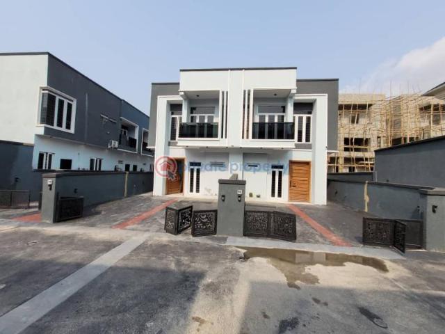 House for sale in Lagos, Ikeja 