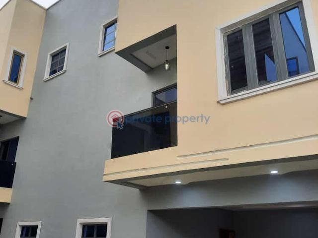 House for sale in Lagos, Ikeja 