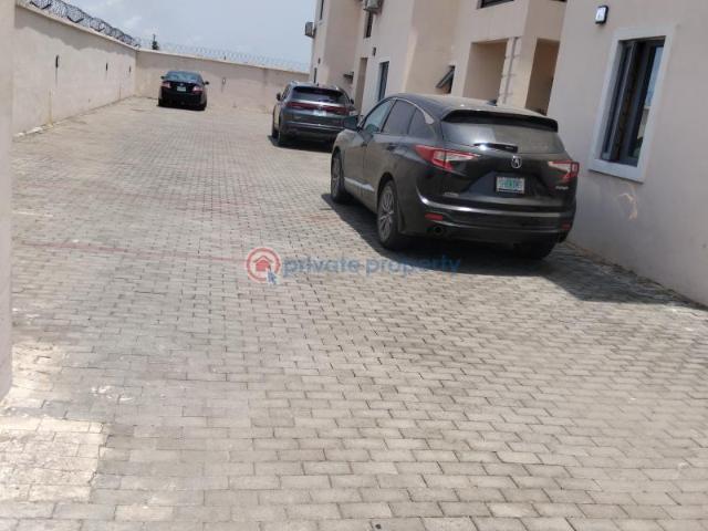 Apartment for sale in Eti Osa, Abuja