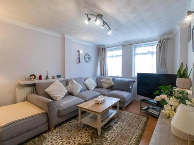 House for sale in Cargate, Aldershot