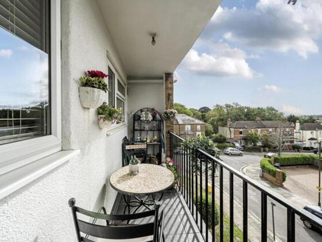 House for sale in High Barnet, Greater London