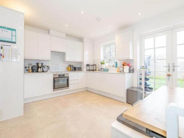 House for sale in The King's Mile, The Bridge