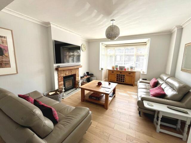 House for sale in Hook, Greater London