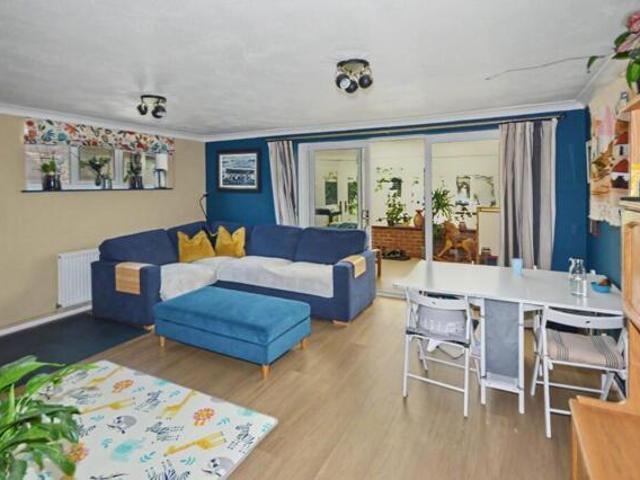 House for sale in Earls Barton