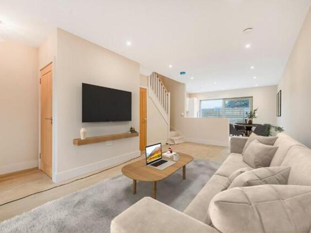 House for sale in The Butts, Kent