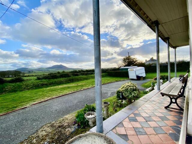 House for sale in Morfa Nefyn, Wales