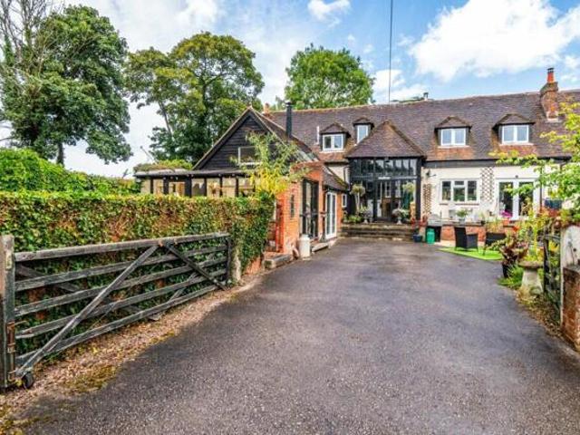 House for sale in Fareham, Wickham