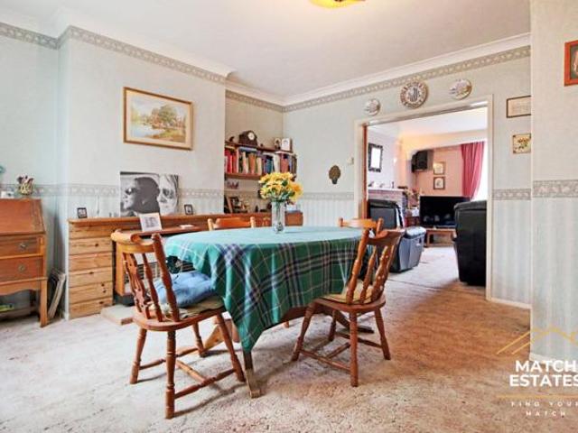 House for sale in Folkestone, Cheriton