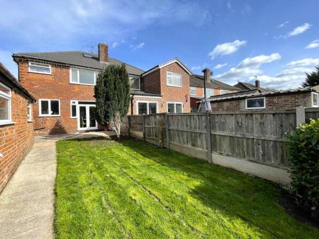 House for sale in Georgia, Greater Manchester