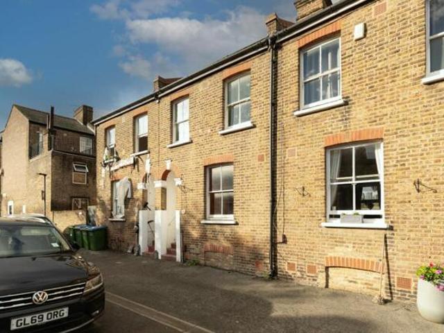 House for sale in Greenwich, East Greenwich