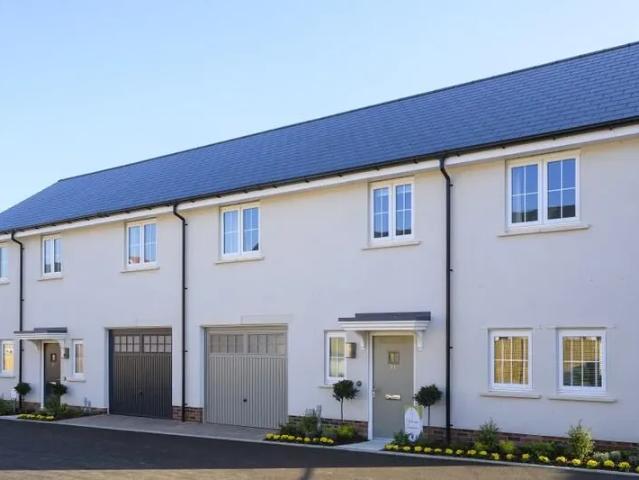 House for sale in Fleet, Hart