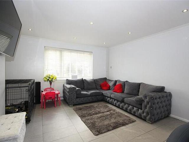 House for sale in Spring Vale, Hampshire