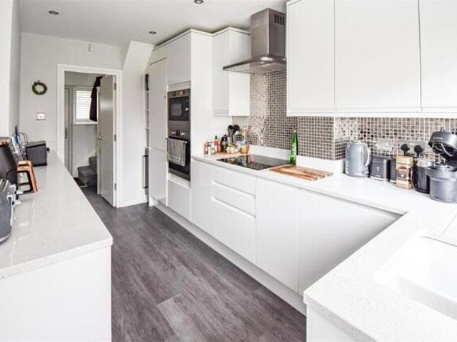 House for sale in Navestock Side, Essex