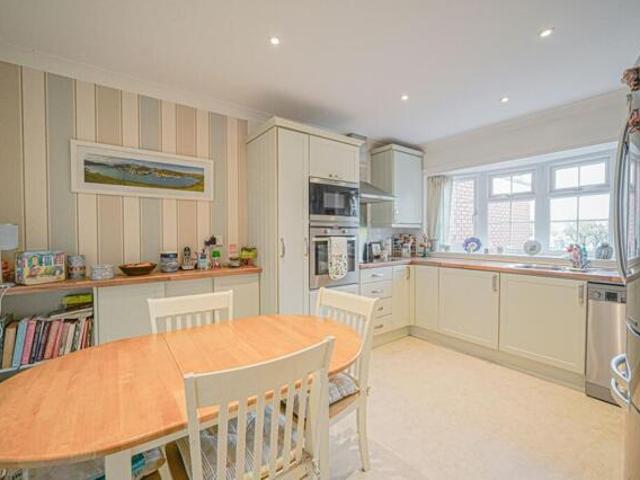 House for sale in Knowle, Knowle