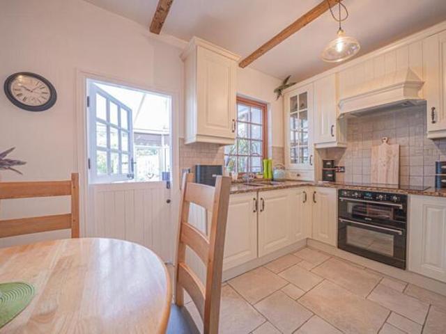 House for sale in Knowle