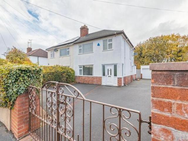 House for sale in Little Neston, West Vale