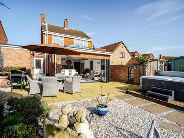 House for sale in Lower Shelton, Bedfordshire