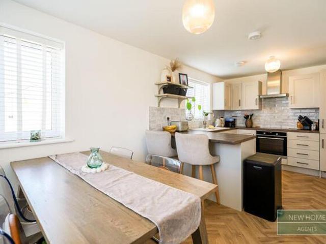 House for sale in Gedling, East Midlands