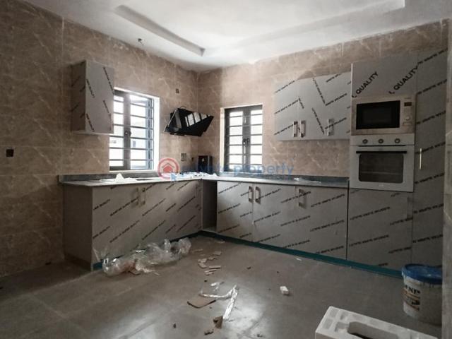 House for sale in Lagos, Ikeja 