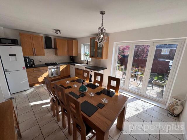 House for sale in Tonyrefail, Hendreforgan