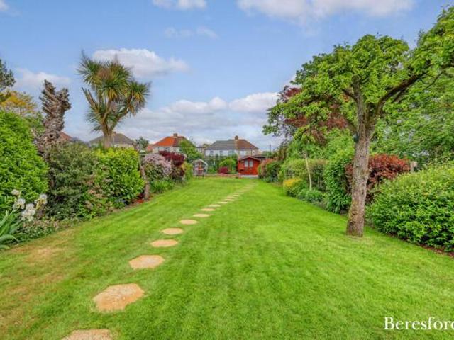 House for sale in Romford, Havering