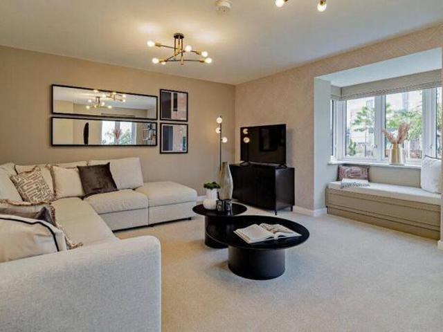 House for sale in Sandymoor, Halton