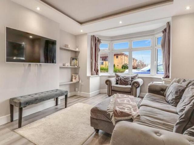 House for sale in North Shoebury, Alton Barnes