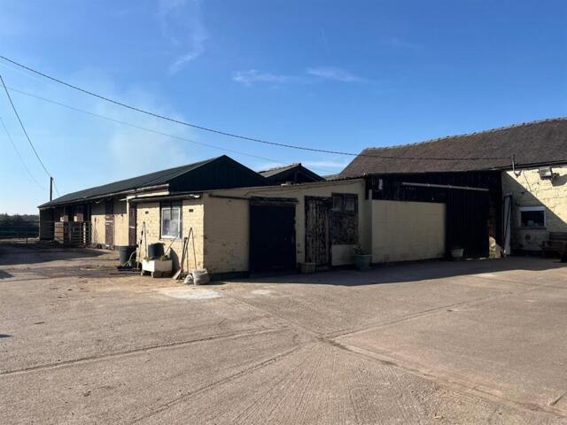 House for sale in Kingsley Moor, Staffordshire