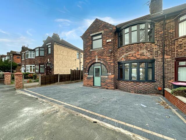 House for sale in Swinton, Wardley