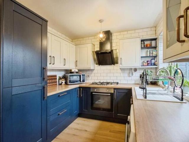House for sale in Woolgreaves, West Yorkshire