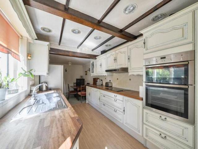 House for sale in Holywell Estate, North Watford