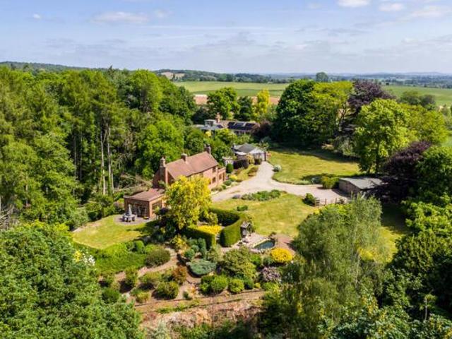 House for sale in Worcestershire