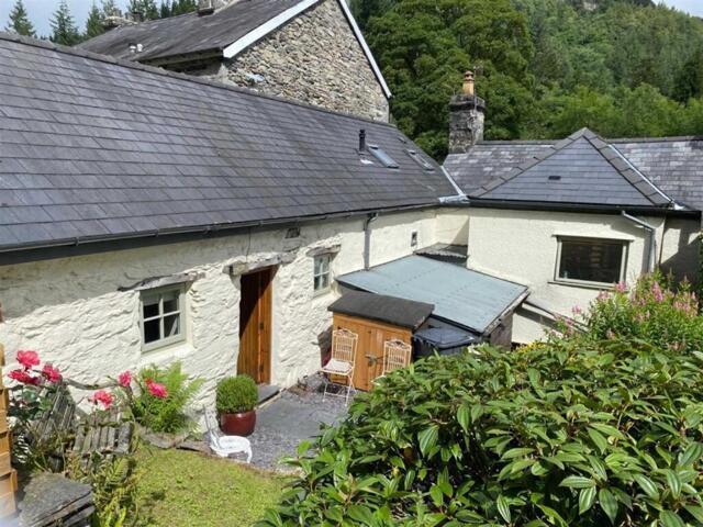 Room for sale in Betws-y-coed, Wales