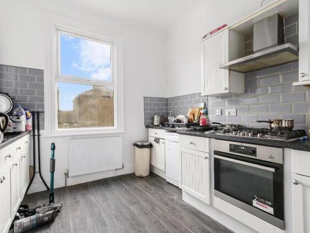 Room for sale in London Borough of Lewisham, Greater London