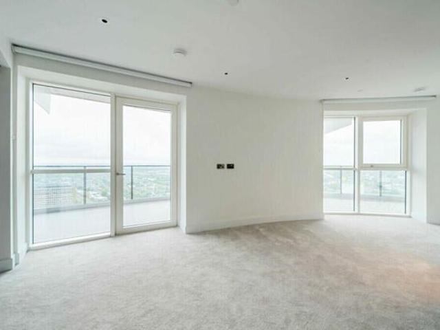 Room for sale in Shepherd's Bush, Greater London