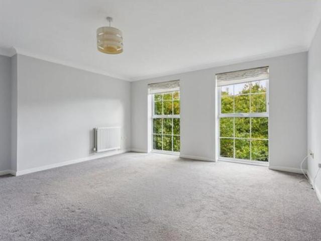 Room for sale in Wooburn, Berghers Hill