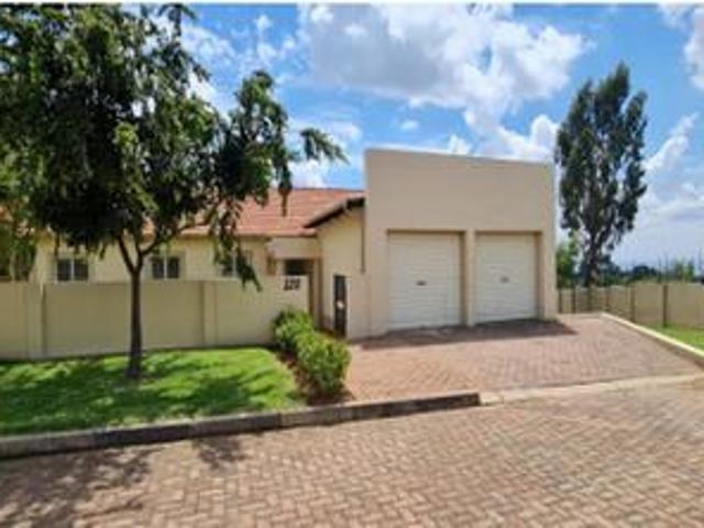 House for sale in Nooitgedacht, Gauteng