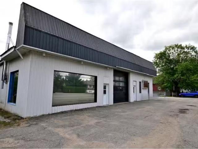 House for sale in Mauricie, Quebec