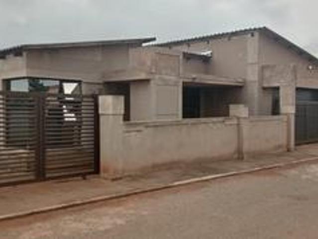 Townhouse for sale in Sundra, Mpumalanga