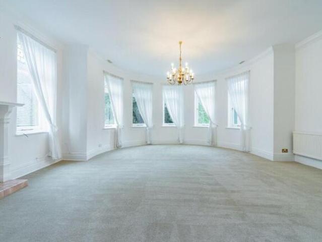Apartment for sale in Barnet, West Hampstead