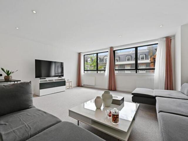 Apartment for sale in Camden Town, East Marylebone